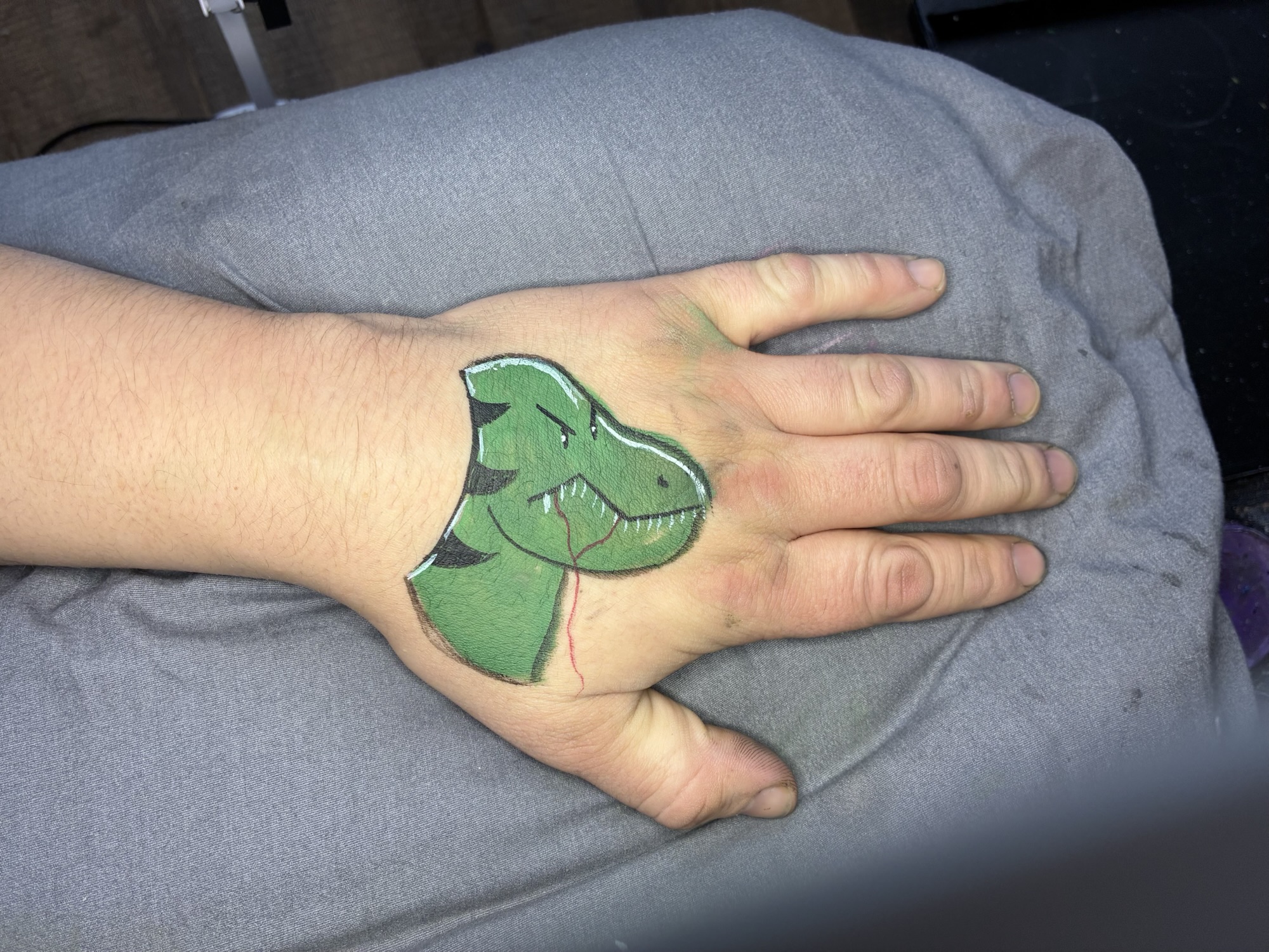 VIDEO: How to hand paint a T-Rex